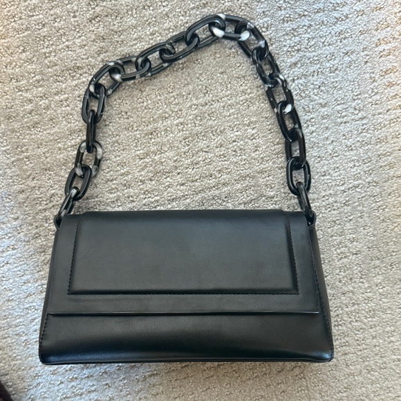 House Of Want Handbags - Black Chain Shoulder Bag